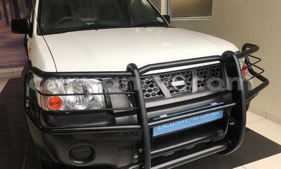 Buy Used Nissan NP 300 White Car in Windhoek in Namibia Buy Used Nissan NP 300 White Car in Windhoek in Namibia