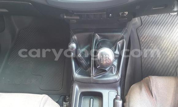 Acheter Occasion Voiture Toyota Hilux Blanc à Windhoek, Namibie Acheter Occasion Voiture Toyota Hilux Blanc à Windhoek, Namibie