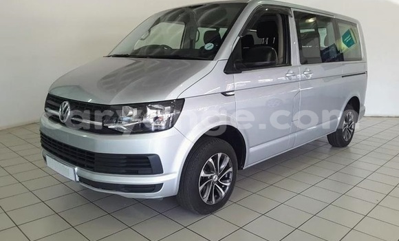 Buy Used Volkswagen California Silver Car in Windhoek in Namibia Buy Used Volkswagen California Silver Car in Windhoek in Namibia