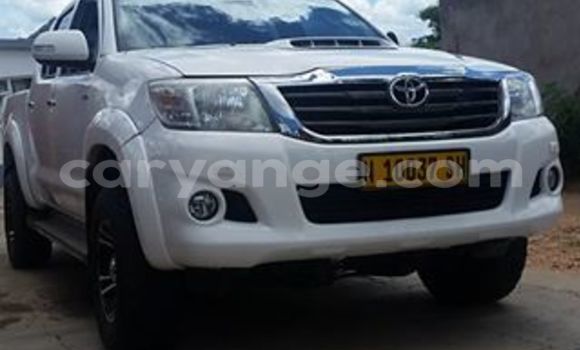 Buy Used Toyota Hilux White Car in Windhoek in Namibia Buy Used Toyota Hilux White Car in Windhoek in Namibia