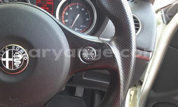 Acheter Occasion Voiture Alfa Romeo 159 Blanc à Windhoek, Namibie Acheter Occasion Voiture Alfa Romeo 159 Blanc à Windhoek, Namibie