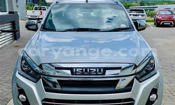Buy Used Isuzu D–MAX White Car in Karasburg in Karas Buy Used Isuzu D–MAX White Car in Karasburg in Karas
