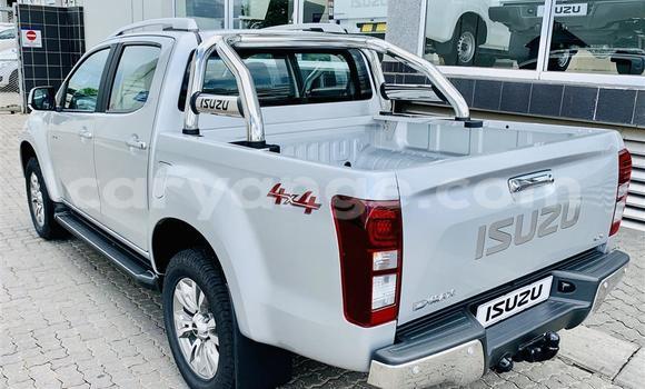 Buy Used Isuzu D–MAX White Car in Karasburg in Karas Buy Used Isuzu D–MAX White Car in Karasburg in Karas