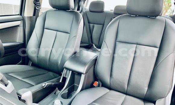 Buy Used Isuzu D–MAX White Car in Karasburg in Karas Buy Used Isuzu D–MAX White Car in Karasburg in Karas