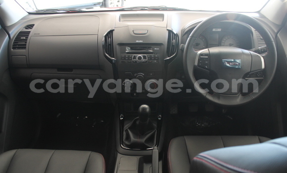 Buy Used Isuzu D–MAX Red Car in Karasburg in Karas Buy Used Isuzu D–MAX Red Car in Karasburg in Karas