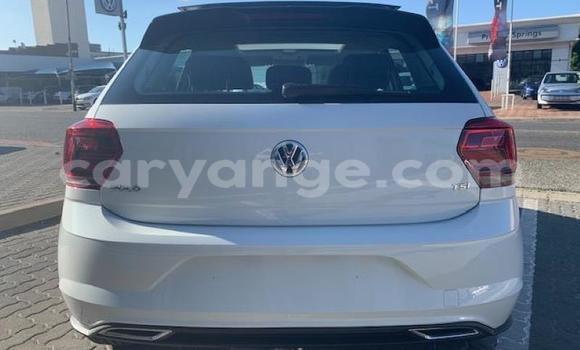 Buy Used Volkswagen Polo White Car in Karasburg in Karas Buy Used Volkswagen Polo White Car in Karasburg in Karas