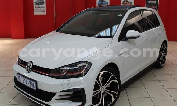 Buy Used Volkswagen Golf GTI White Car in Karasburg in Karas Buy Used Volkswagen Golf GTI White Car in Karasburg in Karas