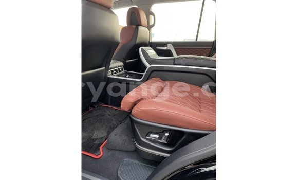 Acheter Import Voiture Toyota Land Cruiser Noir à Import - Dubai, Namibie Acheter Import Voiture Toyota Land Cruiser Noir à Import - Dubai, Namibie