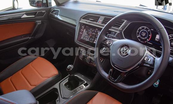 Acheter Occasion Voiture Volkswagen Tiguan Blanc à Grootfontein, Namibie Acheter Occasion Voiture Volkswagen Tiguan Blanc à Grootfontein, Namibie