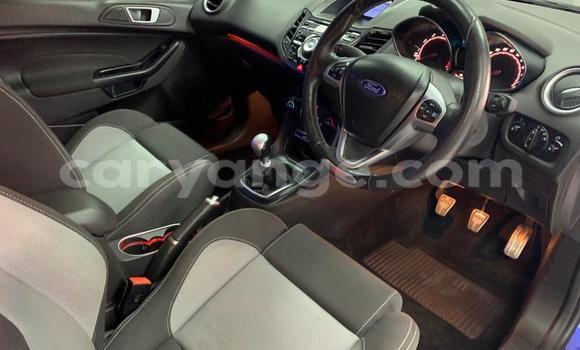 Acheter Occasion Voiture Ford Fiesta ST Bleu à Grootfontein, Namibie Acheter Occasion Voiture Ford Fiesta ST Bleu à Grootfontein, Namibie