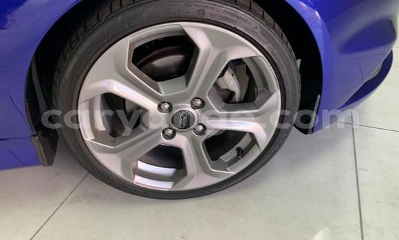 Acheter Occasion Voiture Ford Fiesta ST Bleu à Grootfontein, Namibie Acheter Occasion Voiture Ford Fiesta ST Bleu à Grootfontein, Namibie