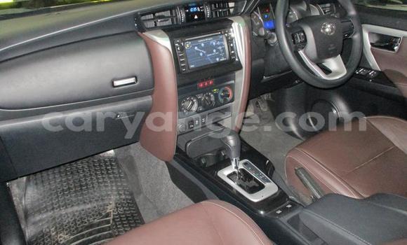 Acheter Occasion Voiture Toyota Fortuner Blanc à Rundu, Namibie Acheter Occasion Voiture Toyota Fortuner Blanc à Rundu, Namibie