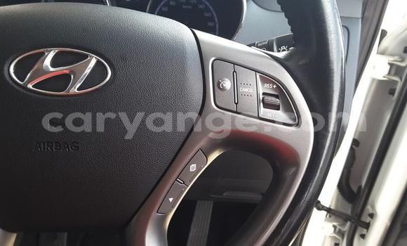 Acheter Occasion Voiture Hyundai Ix35 Blanc à Windhoek, Namibie Acheter Occasion Voiture Hyundai Ix35 Blanc à Windhoek, Namibie