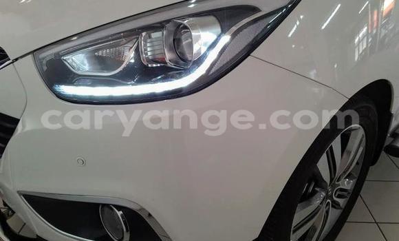 Acheter Occasion Voiture Hyundai Ix35 Blanc à Windhoek, Namibie Acheter Occasion Voiture Hyundai Ix35 Blanc à Windhoek, Namibie