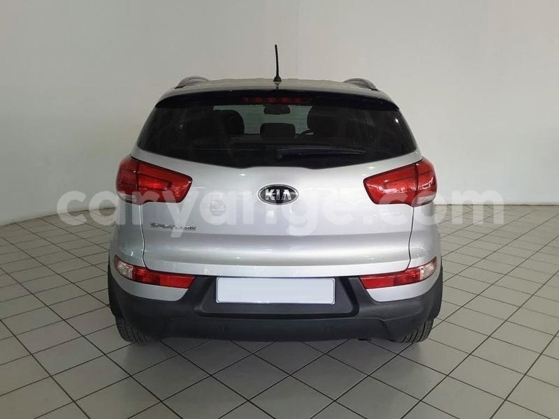 Big with watermark kia sportage oshana ongwediva 10127