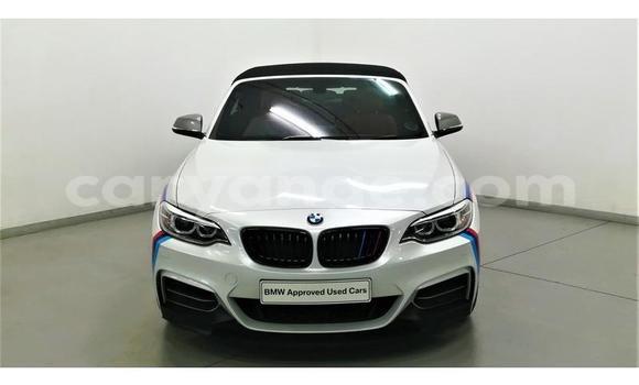 Acheter Occasion Voiture BMW M2 Blanc à Karasburg, Karas Acheter Occasion Voiture BMW M2 Blanc à Karasburg, Karas