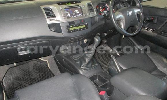 Acheter Occasion Voiture Toyota Hilux Gris à Windhoek, Namibie Acheter Occasion Voiture Toyota Hilux Gris à Windhoek, Namibie