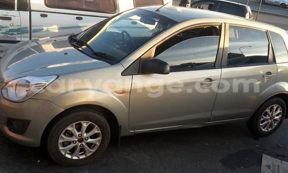 Buy Used Ford Club Wagon Silver Car in Windhoek in Namibia Buy Used Ford Club Wagon Silver Car in Windhoek in Namibia