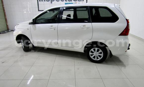 Acheter Occasion Voiture Toyota Avanza Blanc à Grootfontein, Namibie Acheter Occasion Voiture Toyota Avanza Blanc à Grootfontein, Namibie