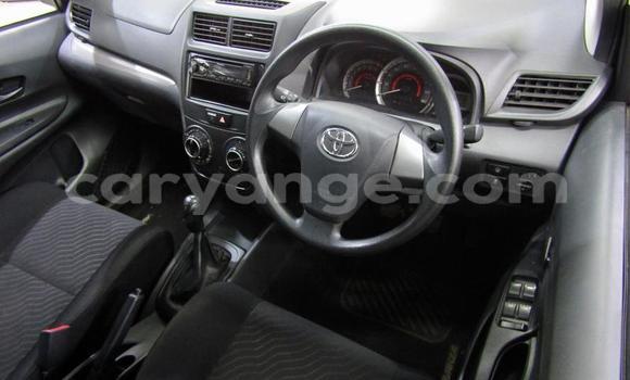 Acheter Occasion Voiture Toyota Avanza Blanc à Grootfontein, Namibie Acheter Occasion Voiture Toyota Avanza Blanc à Grootfontein, Namibie