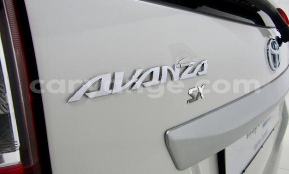 Acheter Occasion Voiture Toyota Avanza Blanc à Windhoek, Namibie Acheter Occasion Voiture Toyota Avanza Blanc à Windhoek, Namibie