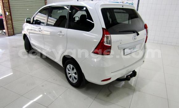 Acheter Occasion Voiture Toyota Avanza Blanc à Windhoek, Namibie Acheter Occasion Voiture Toyota Avanza Blanc à Windhoek, Namibie
