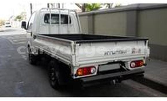 Acheter Occasion Voiture Hyundai H1 Blanc à Windhoek, Namibie Acheter Occasion Voiture Hyundai H1 Blanc à Windhoek, Namibie