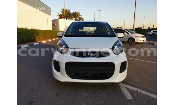 Acheter Import Voiture Kia Picanto Blanc à Import - Dubai, Namibie Acheter Import Voiture Kia Picanto Blanc à Import - Dubai, Namibie
