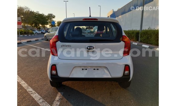 Acheter Import Voiture Kia Picanto Blanc à Import - Dubai, Namibie Acheter Import Voiture Kia Picanto Blanc à Import - Dubai, Namibie