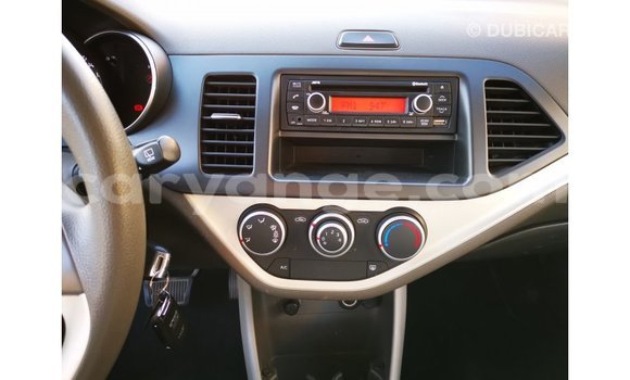 Acheter Import Voiture Kia Picanto Blanc à Import - Dubai, Namibie Acheter Import Voiture Kia Picanto Blanc à Import - Dubai, Namibie