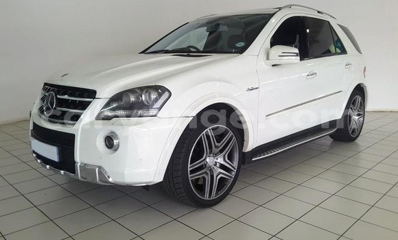 Buy Used Mercedes-Benz ML–Class White Car in Windhoek in Namibia Buy Used Mercedes-Benz ML–Class White Car in Windhoek in Namibia