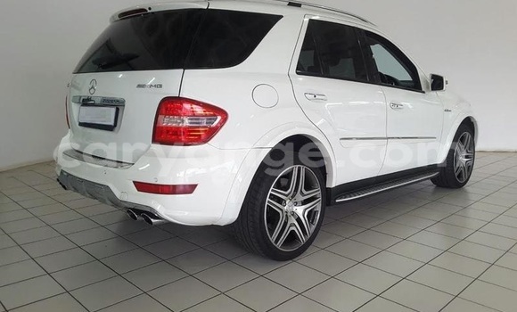 Buy Used Mercedes-Benz ML–Class White Car in Windhoek in Namibia Buy Used Mercedes-Benz ML–Class White Car in Windhoek in Namibia