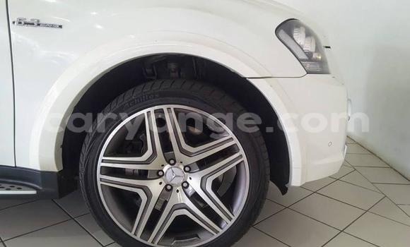Buy Used Mercedes-Benz ML–Class White Car in Windhoek in Namibia Buy Used Mercedes-Benz ML–Class White Car in Windhoek in Namibia