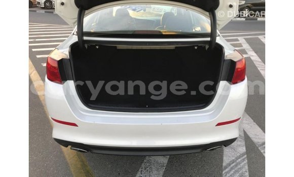 Acheter Import Voiture Kia Optima Blanc à Import - Dubai, Namibie Acheter Import Voiture Kia Optima Blanc à Import - Dubai, Namibie