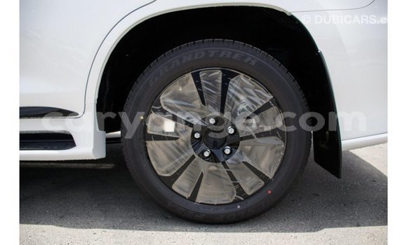 Acheter Import Voiture Lexus LX Blanc à Import - Dubai, Namibie Acheter Import Voiture Lexus LX Blanc à Import - Dubai, Namibie