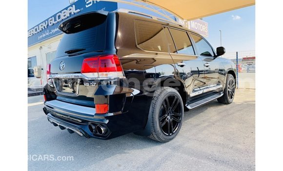 Acheter Import Voiture Toyota Land Cruiser Noir à Import - Dubai, Namibie Acheter Import Voiture Toyota Land Cruiser Noir à Import - Dubai, Namibie