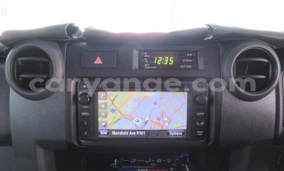 Acheter Occasion Voiture Toyota Land Cruiser Blanc à Windhoek, Namibie Acheter Occasion Voiture Toyota Land Cruiser Blanc à Windhoek, Namibie