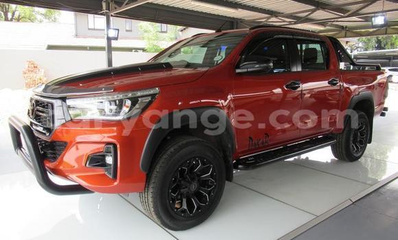 Acheter Occasion Voiture Toyota Hilux Beige à Windhoek, Namibie Acheter Occasion Voiture Toyota Hilux Beige à Windhoek, Namibie