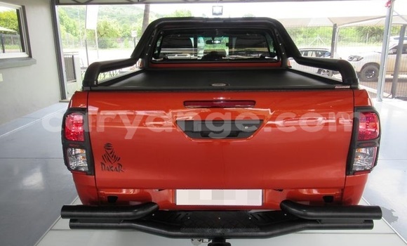 Acheter Occasion Voiture Toyota Hilux Beige à Windhoek, Namibie Acheter Occasion Voiture Toyota Hilux Beige à Windhoek, Namibie