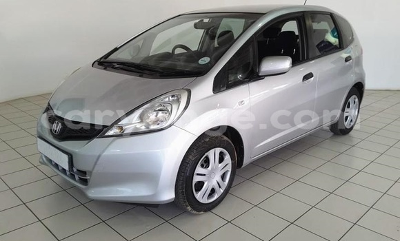 Acheter Occasion Voiture Honda Jazz Gris à Windhoek, Namibie Acheter Occasion Voiture Honda Jazz Gris à Windhoek, Namibie