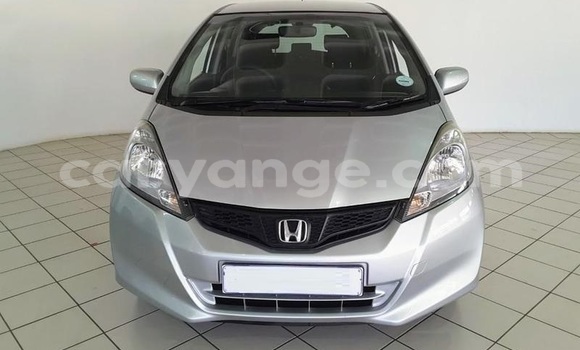 Acheter Occasion Voiture Honda Jazz Gris à Windhoek, Namibie Acheter Occasion Voiture Honda Jazz Gris à Windhoek, Namibie