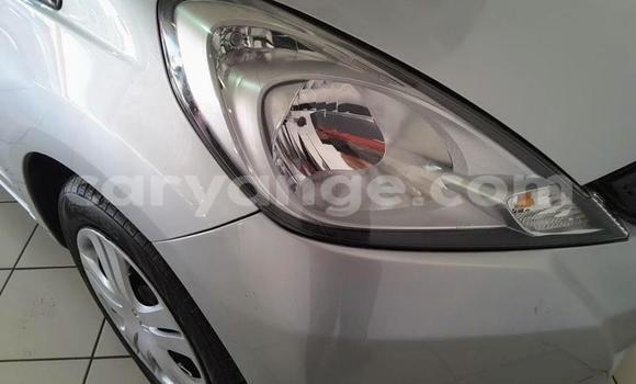 Acheter Occasion Voiture Honda Jazz Gris à Windhoek, Namibie Acheter Occasion Voiture Honda Jazz Gris à Windhoek, Namibie