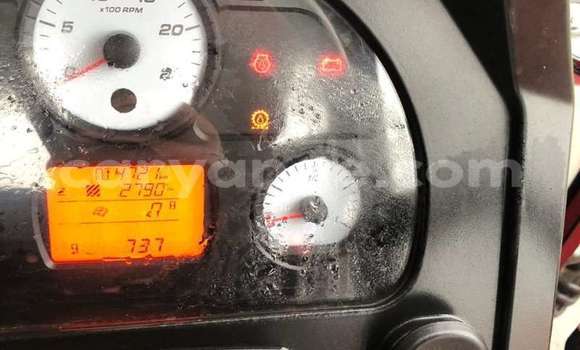 Acheter Occasion Utilitaire Isuzu FTR 850 Rouge à Windhoek, Namibie Acheter Occasion Utilitaire Isuzu FTR 850 Rouge à Windhoek, Namibie