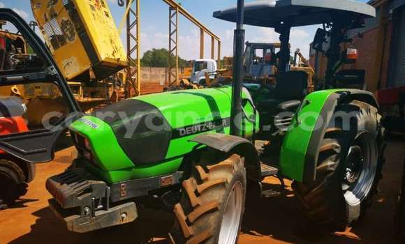 Acheter Occasion Utilitaire Hino 300 Series Vert à Windhoek, Namibie Acheter Occasion Utilitaire Hino 300 Series Vert à Windhoek, Namibie