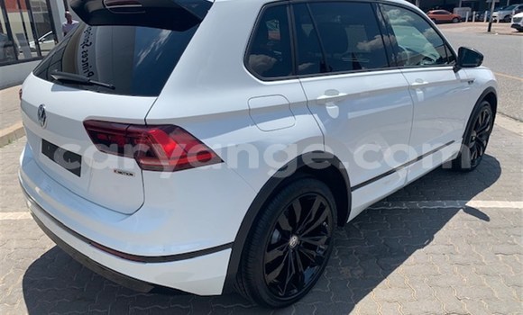 Acheter Occasion Voiture Volkswagen Tiguan Blanc à Karasburg, Karas Acheter Occasion Voiture Volkswagen Tiguan Blanc à Karasburg, Karas