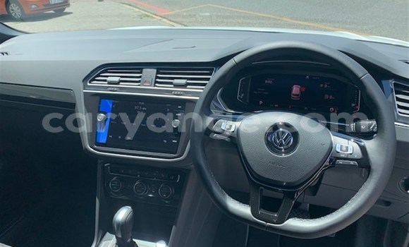 Acheter Occasion Voiture Volkswagen Tiguan Blanc à Karasburg, Karas Acheter Occasion Voiture Volkswagen Tiguan Blanc à Karasburg, Karas