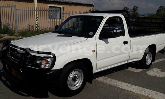 Buy Used Toyota Pickup White Car in Windhoek in Namibia Buy Used Toyota Pickup White Car in Windhoek in Namibia
