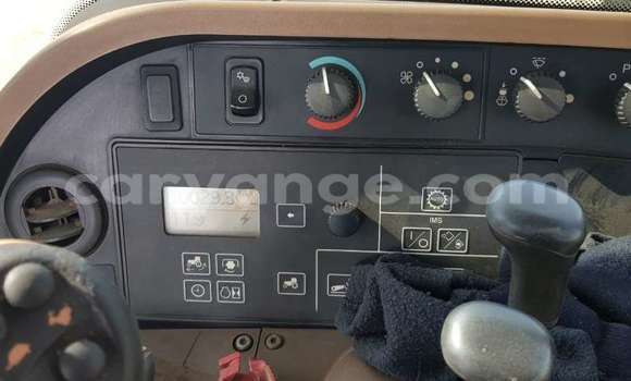 Acheter Occasion Utilitaire Caterpillar 120 Vert à Windhoek, Namibie Acheter Occasion Utilitaire Caterpillar 120 Vert à Windhoek, Namibie