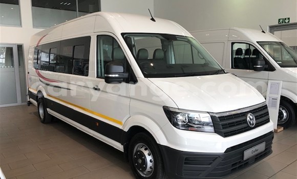 Buy Used Volkswagen Caravelle White Car in Gobabis in Omaheke Buy Used Volkswagen Caravelle White Car in Gobabis in Omaheke