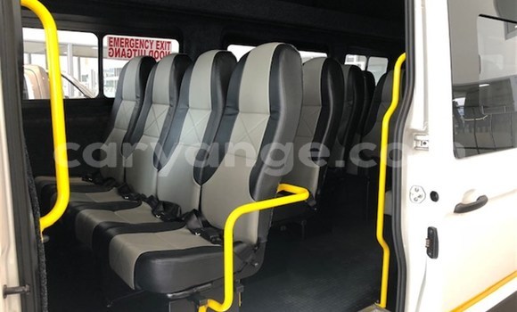 Buy Used Volkswagen Caravelle White Car in Gobabis in Omaheke Buy Used Volkswagen Caravelle White Car in Gobabis in Omaheke